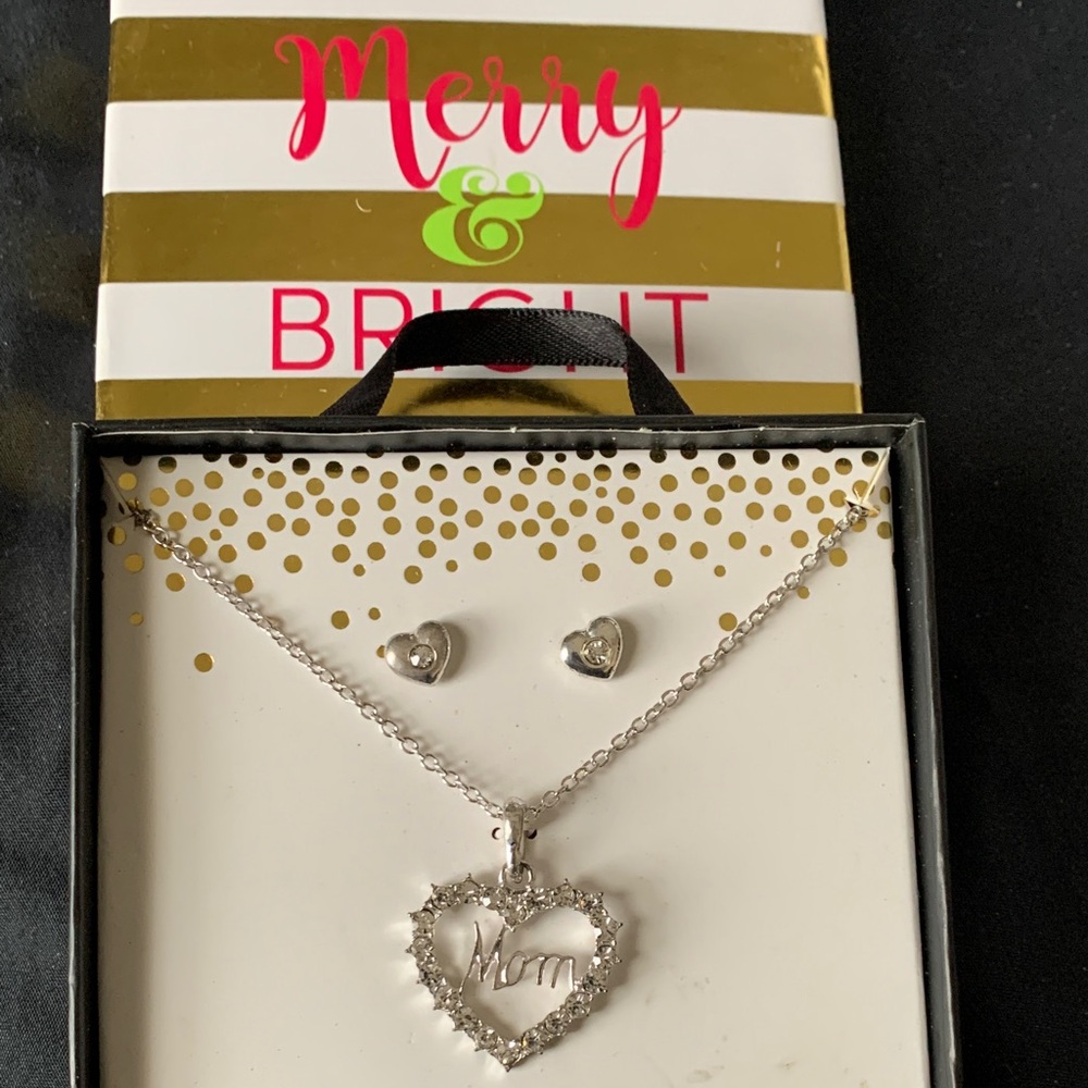 Silver Heart Mom Necklace and Earring Set